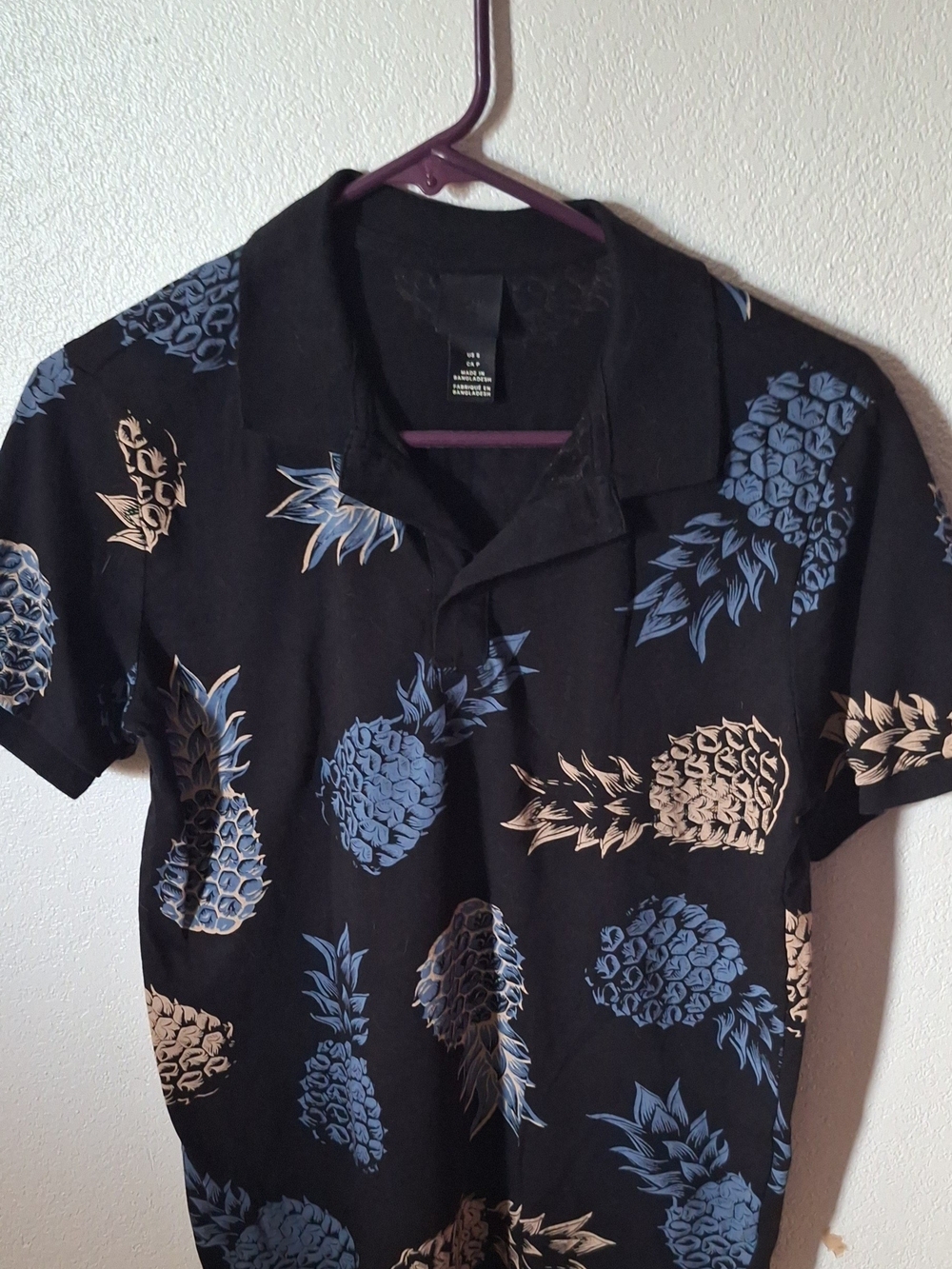 H&M Black Polo with Blue and Cream Pineapple Print